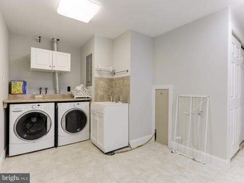 2021 Golf Course Dr, Reston, VA 20191 photo 20