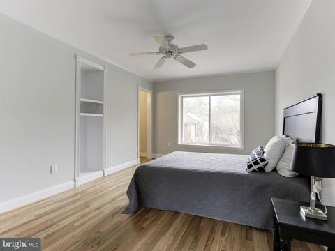 2021 Golf Course Dr, Reston, VA 20191 photo 11
