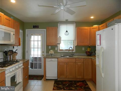 733 3rd St, Delanco, NJ 08075 photo 9