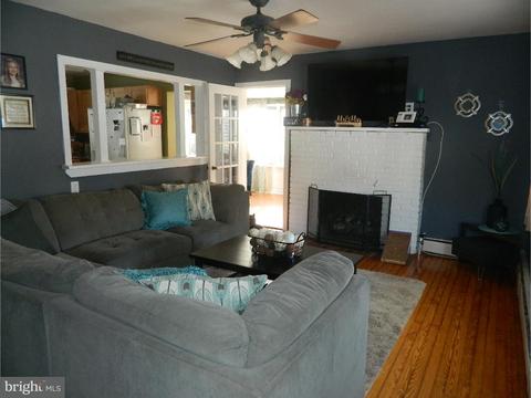 733 3rd St, Delanco, NJ 08075 photo 4
