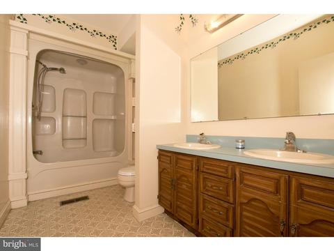 185 Stokes Rd, Shamong, NJ 08088 photo 18