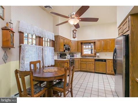 54 Longmere Ave, Pitman, NJ 08071 photo 5