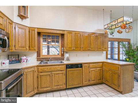 54 Longmere Ave, Pitman, NJ 08071 photo 4