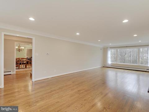 1424 Laburnum St, Mclean, VA 22101 photo 4