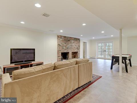 1424 Laburnum St, Mclean, VA 22101 photo 21