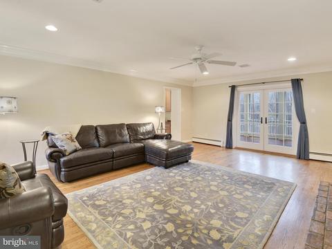 1424 Laburnum St, Mclean, VA 22101 photo 7
