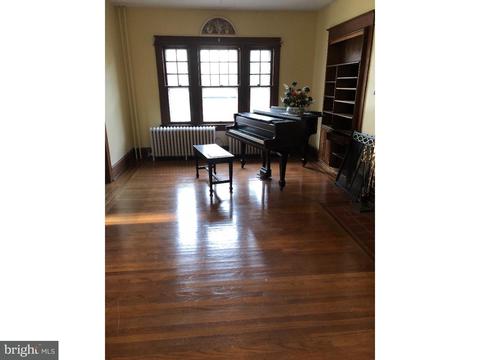 333 Laurel Ave, Pitman, NJ 08071 photo 3