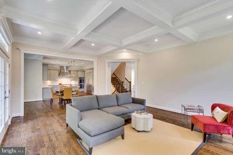 6828 Dean Dr, Mclean, VA 22101 photo 11