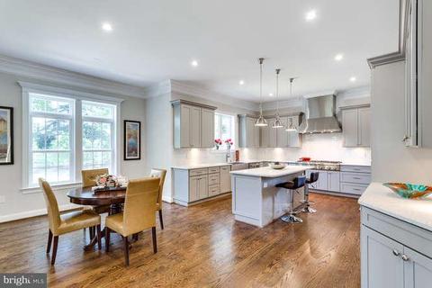6828 Dean Dr, Mclean, VA 22101 photo 10