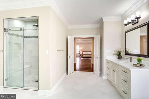 6828 Dean Dr, Mclean, VA 22101 photo 17