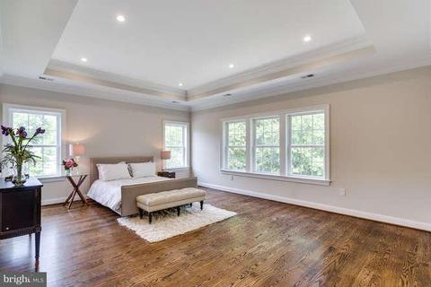 6828 Dean Dr, Mclean, VA 22101 photo 13