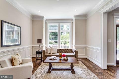 6828 Dean Dr, Mclean, VA 22101 photo 4