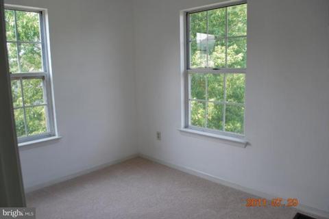692 Windsor Driveway, Westminster, MD 21158 photo 7