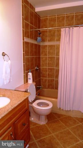 7435 Long Pine Dr, Springfield, VA 22151 photo 13
