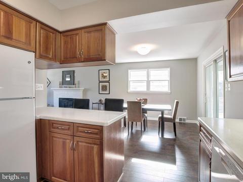 5400 Clifton St, Springfield, VA 22151 photo 9