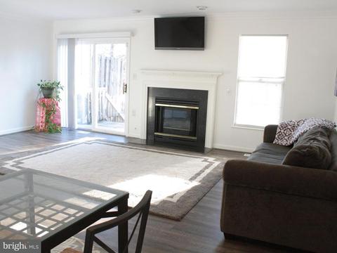 8590 Cold Harbor Loop, Manassas, VA 20111 photo 3