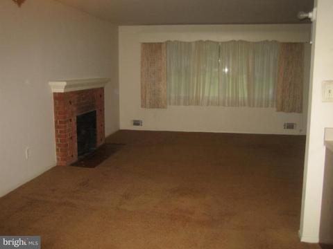 8120 Drayton Ln, Springfield, VA 22151 photo 6