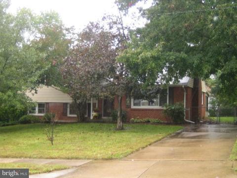 8120 Drayton Ln, Springfield, VA 22151 photo 2