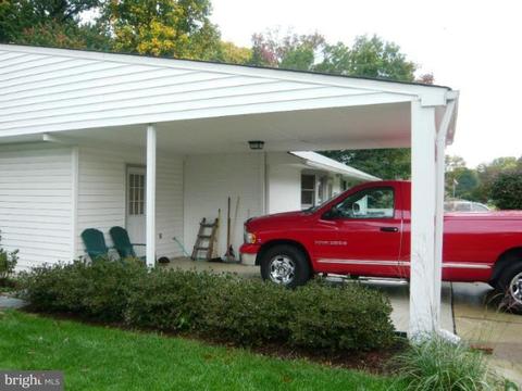 7507 Inzer St, Springfield, VA 22151 photo 18