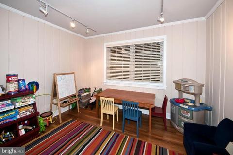 2335 49th St NW, Washington, DC 20007 photo 2