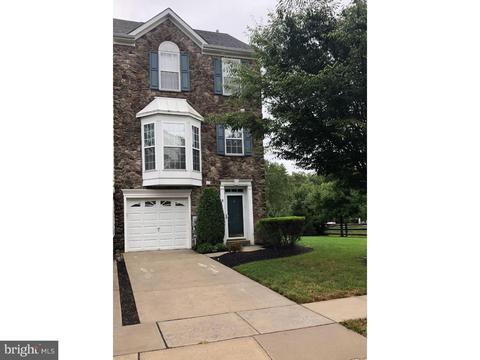 8 Eagle Ln, Delanco, NJ 08075 photo 1