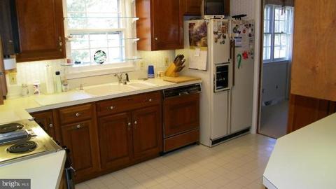 32 Sierra Ln, Arnold, MD 21012 photo 4