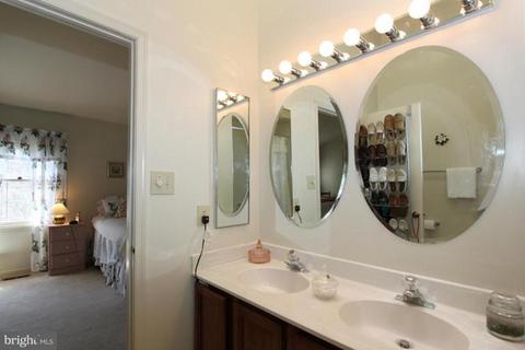 1929 Hickory Hill Ln, Silver Spring, MD 20906 photo 11