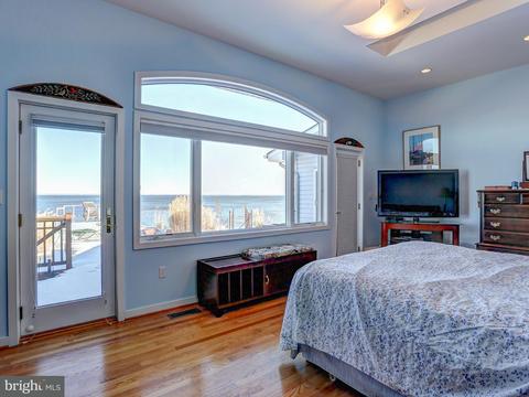 315 Bay Front Dr, Pasadena, MD 21122 photo 16