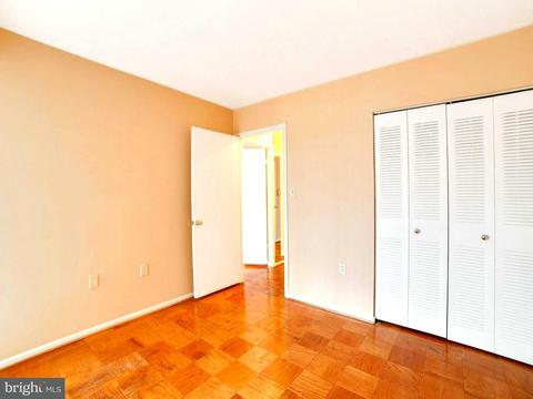 2210 Greenery Ln #202, Silver Spring, MD 20906 photo 20