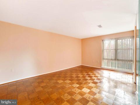 2210 Greenery Ln #202, Silver Spring, MD 20906 photo 8