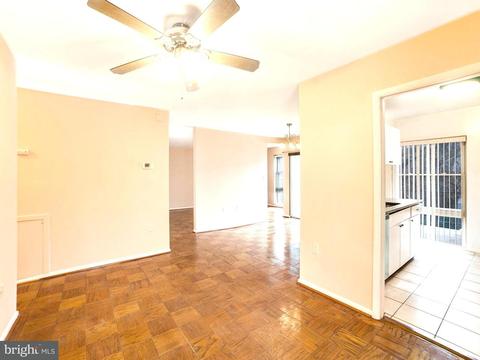 2210 Greenery Ln #202, Silver Spring, MD 20906 photo 17