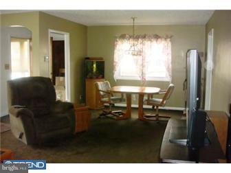 417 Smith Ln, Mount Holly, NJ 08060 photo 3