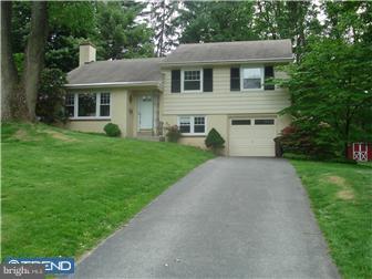 3 Rockland Cir, Wayne, PA 19087 photo 1