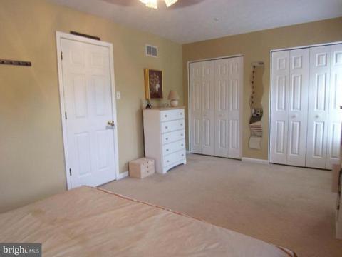 627 Windsor Dr, Westminster, MD 21158 photo 1