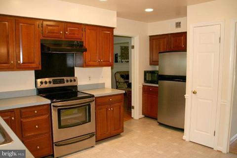 1228 Pine Hill Rd, Mclean, VA 22101 photo 14