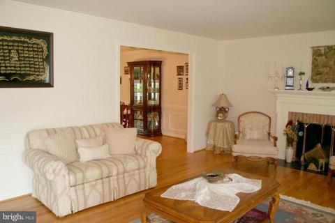 1228 Pine Hill Rd, Mclean, VA 22101 photo 6