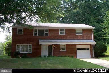5714 Dreyfuss St, Springfield, VA 22151 photo 1