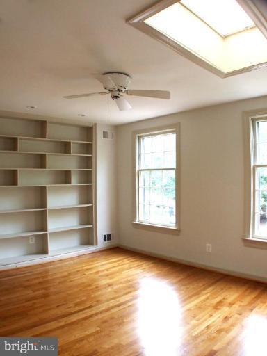 328 6th St SE, Washington, DC 20003 photo 12