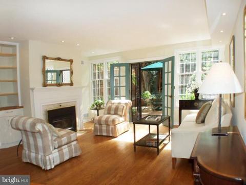 328 6th St SE, Washington, DC 20003 photo 3