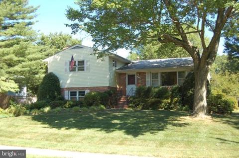 7108 Purdue Pl, Mclean, VA 22101 photo 1