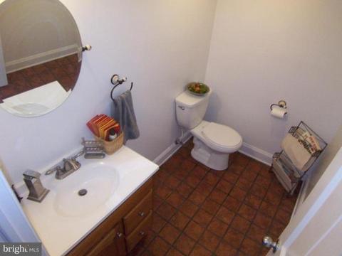 116 Collington Ave N, Baltimore, MD 21231 photo 1