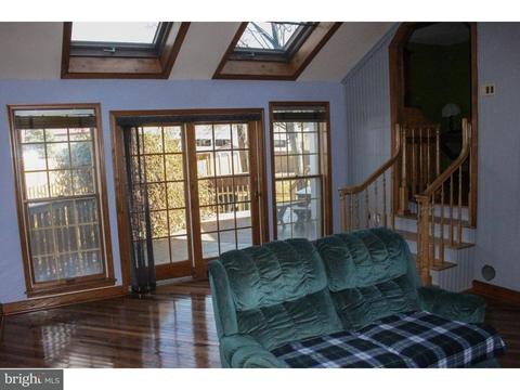 224 W Mill Rd, Maple Shade, NJ 08052 photo 8