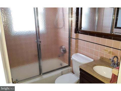 224 W Mill Rd, Maple Shade, NJ 08052 photo 12