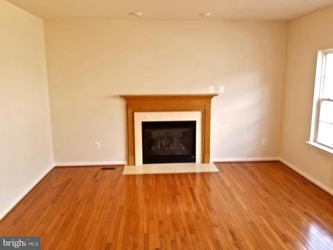 54 Watercourse Dr, Ranson, WV 25438 photo 7
