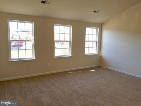 54 Watercourse Dr, Ranson, WV 25438 photo 14