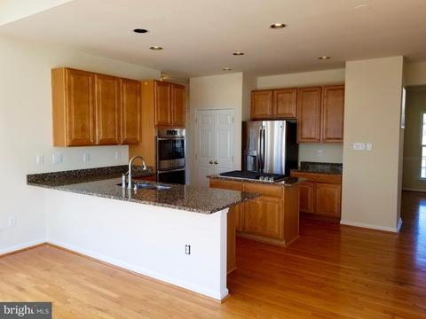 54 Watercourse Dr, Ranson, WV 25438 photo 10