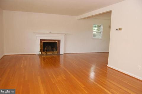 1707 Great Falls St, Mclean, VA 22101 photo 1