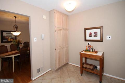 6616 Sandover Ct, Springfield, VA 22152 photo 9