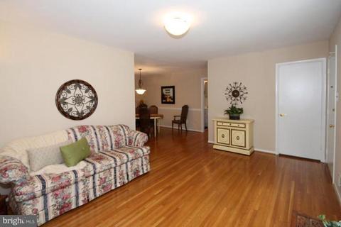 6616 Sandover Ct, Springfield, VA 22152 photo 4