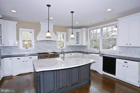 7904 Old Falls Rd, Mclean, VA 22102 photo 7